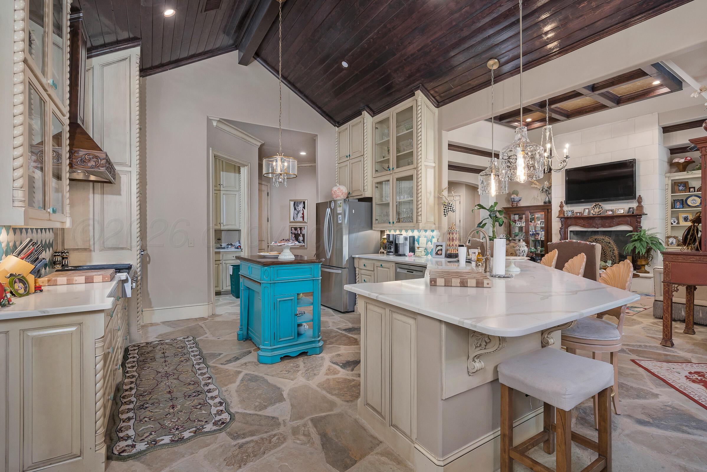 19430 Chaparral Road Canyon, TX 79015 - Photo 15 of 38 15-Kitchen 2