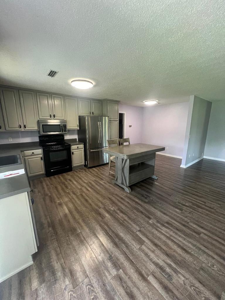 230 Martin Road Slocomb, AL 36375 - Photo 6 of 27