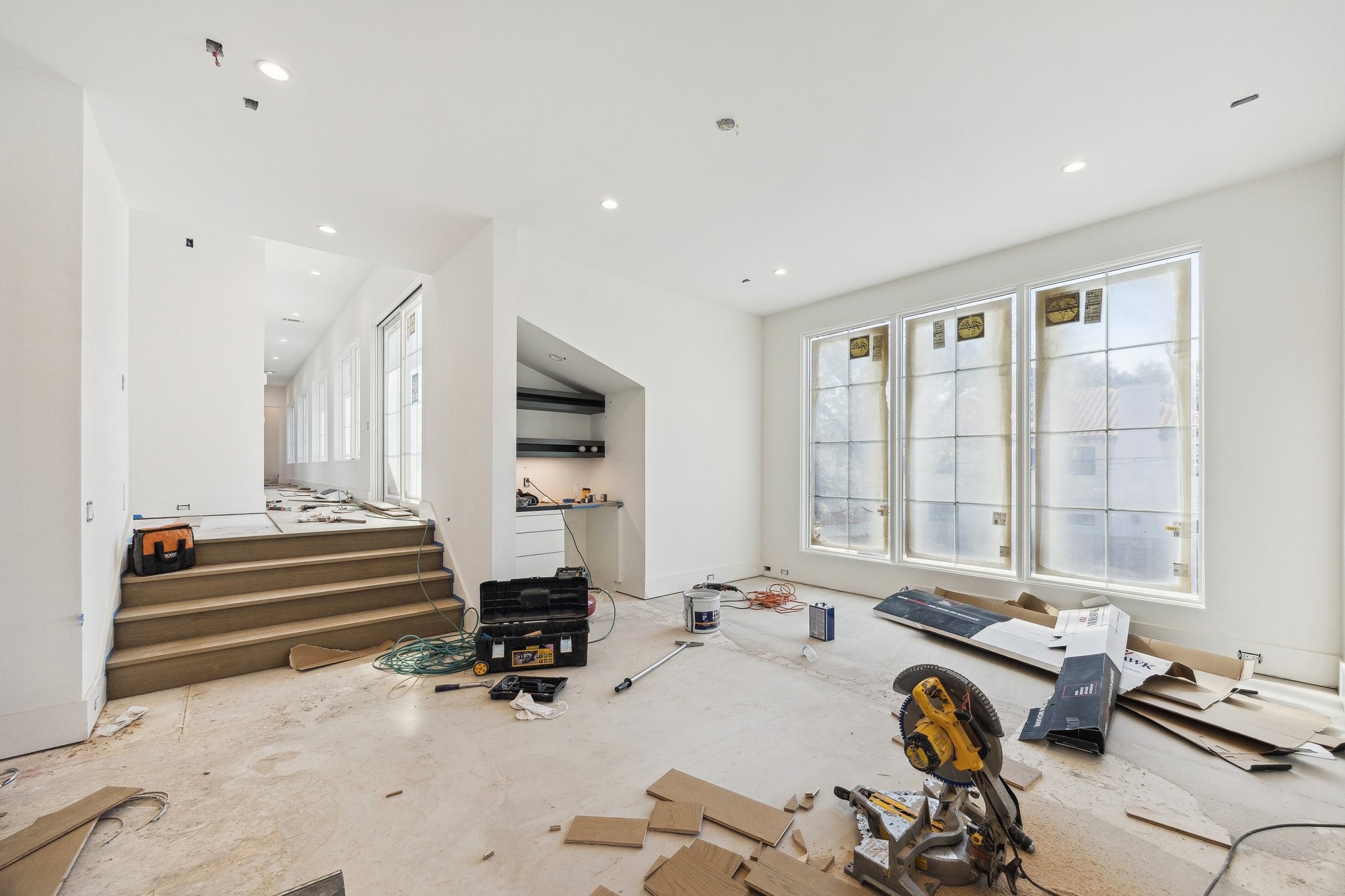 4152 Coleridge Street West University Place, TX 77005 - Photo 12 of 29 Sunken Game Room with a Dry-Bar on the Second Floor.