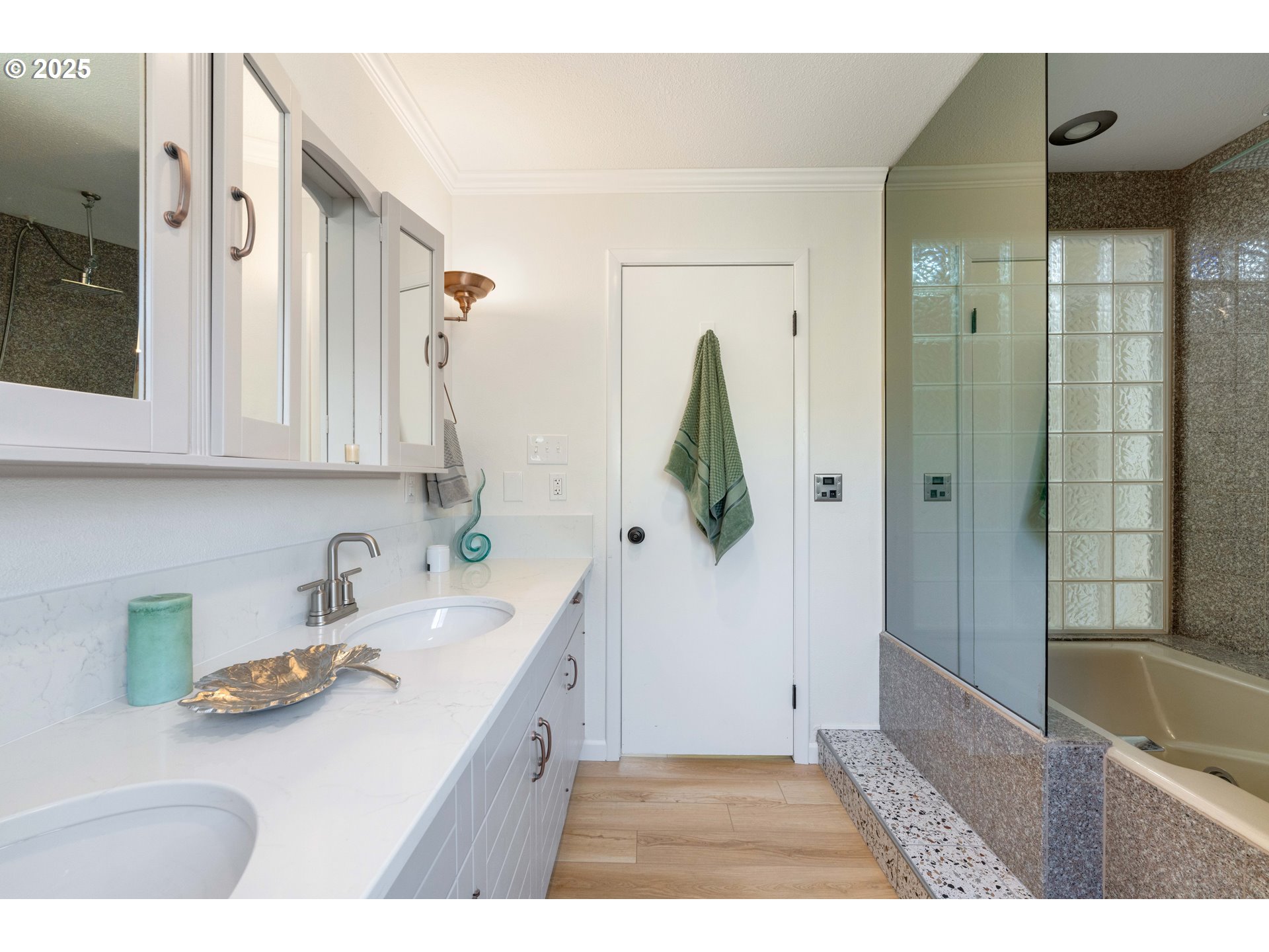 66599 Quail Road North Bend, OR 97459 - Photo 30 of 45 a bathroom with a sink a toilet and shower