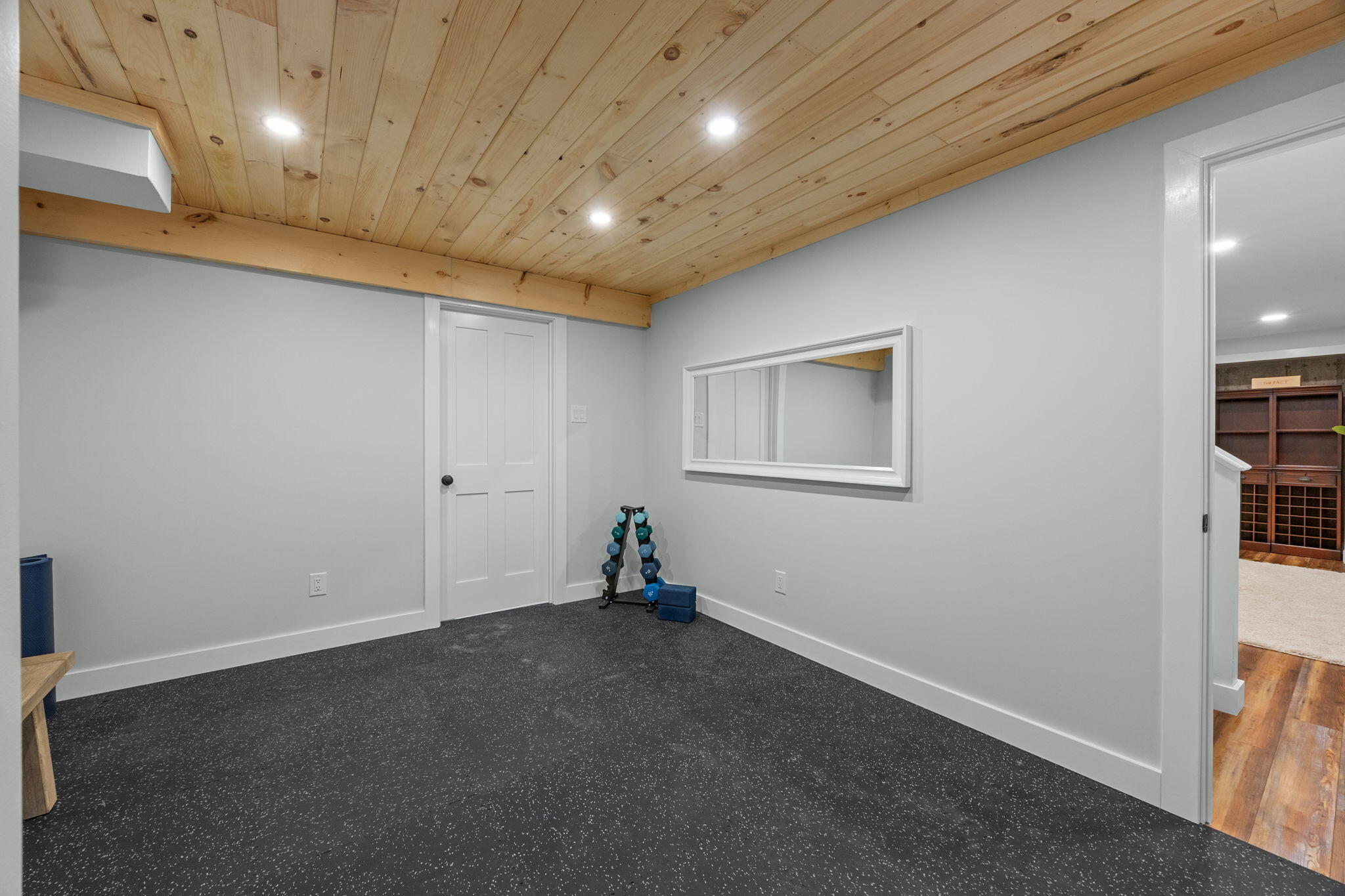 174 Cross Neck Road Marion, MA 02738 - Photo 30 of 41 a view of empty room