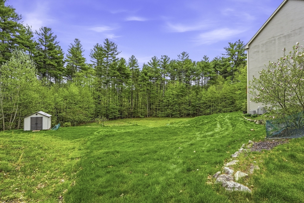 378 Moon Hill Road Northbridge, MA 01534 - Photo 33 of 38