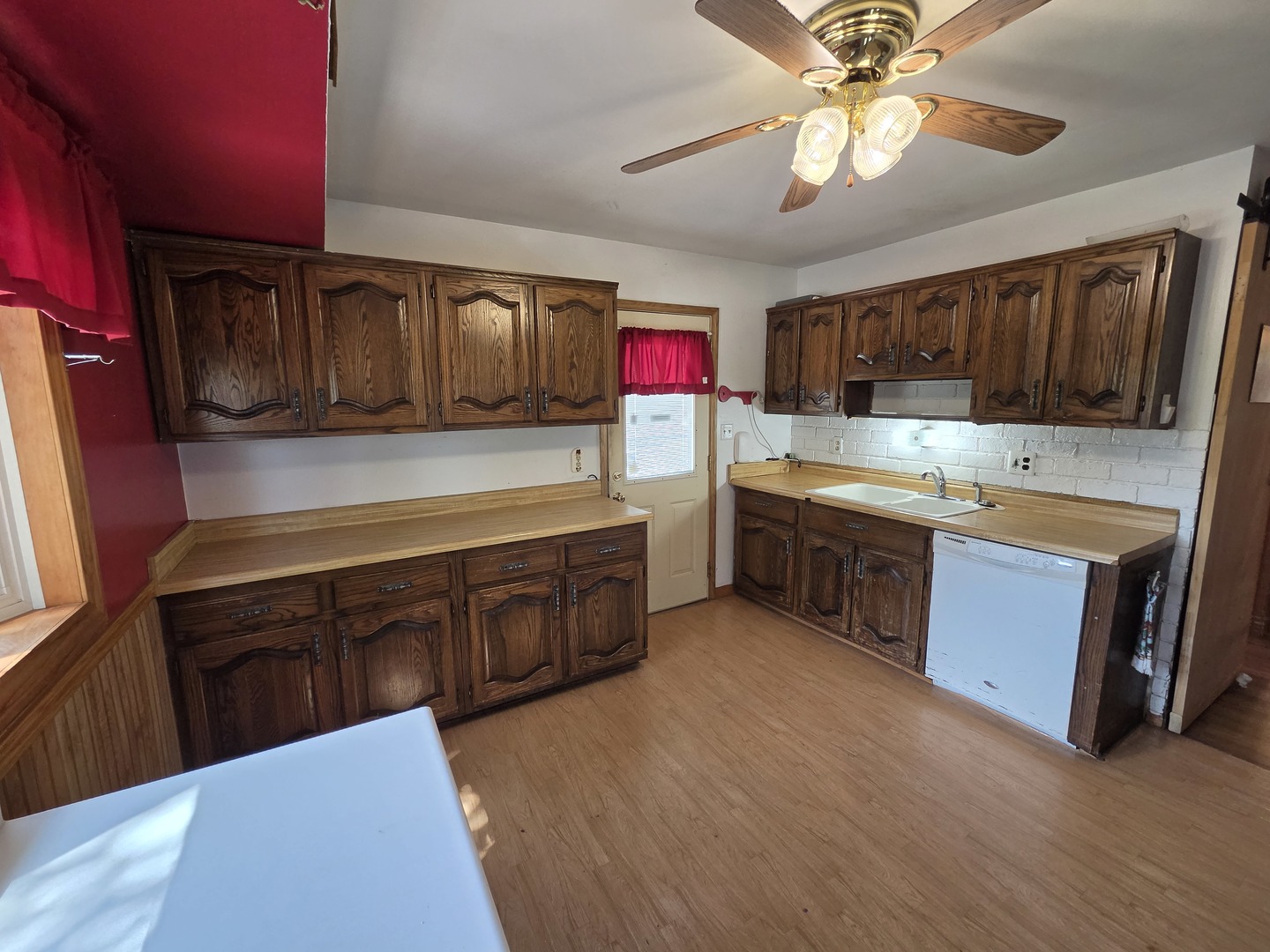 5018 48th Street A Moline, IL 61265 - Photo 4 of 18