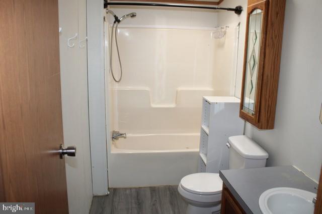 4987 Guitner Road Chambersburg, PA 17202 - Photo 12 of 18 bathroom