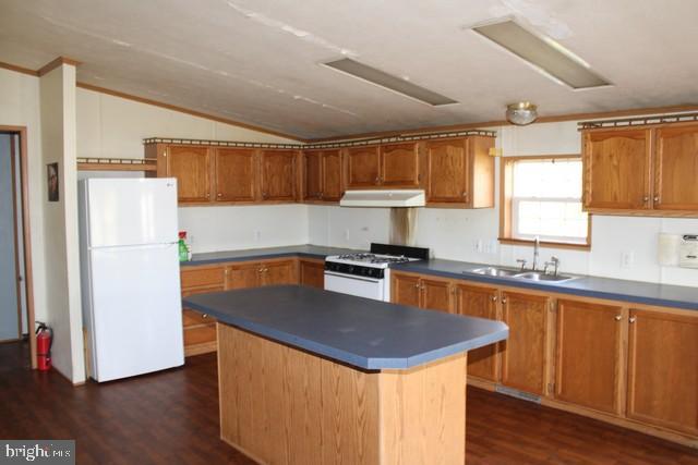 4987 Guitner Road Chambersburg, PA 17202 - Photo 3 of 18 Kitchen