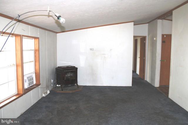 4987 Guitner Road Chambersburg, PA 17202 - Photo 6 of 18 Living room