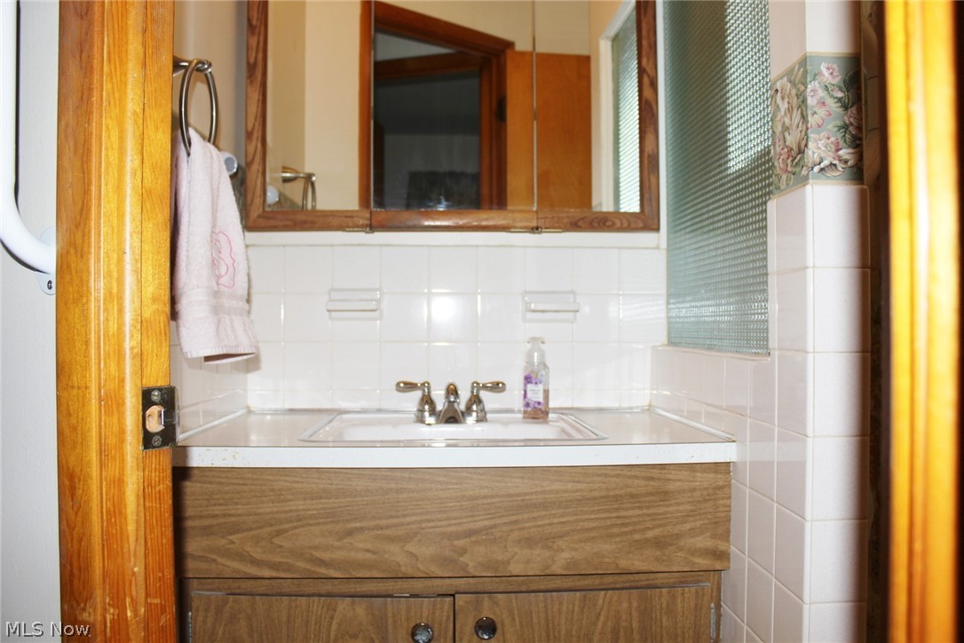 4741 Roadoan Road Cleveland, OH 44144 - Photo 16 of 30 Gallery Image 16