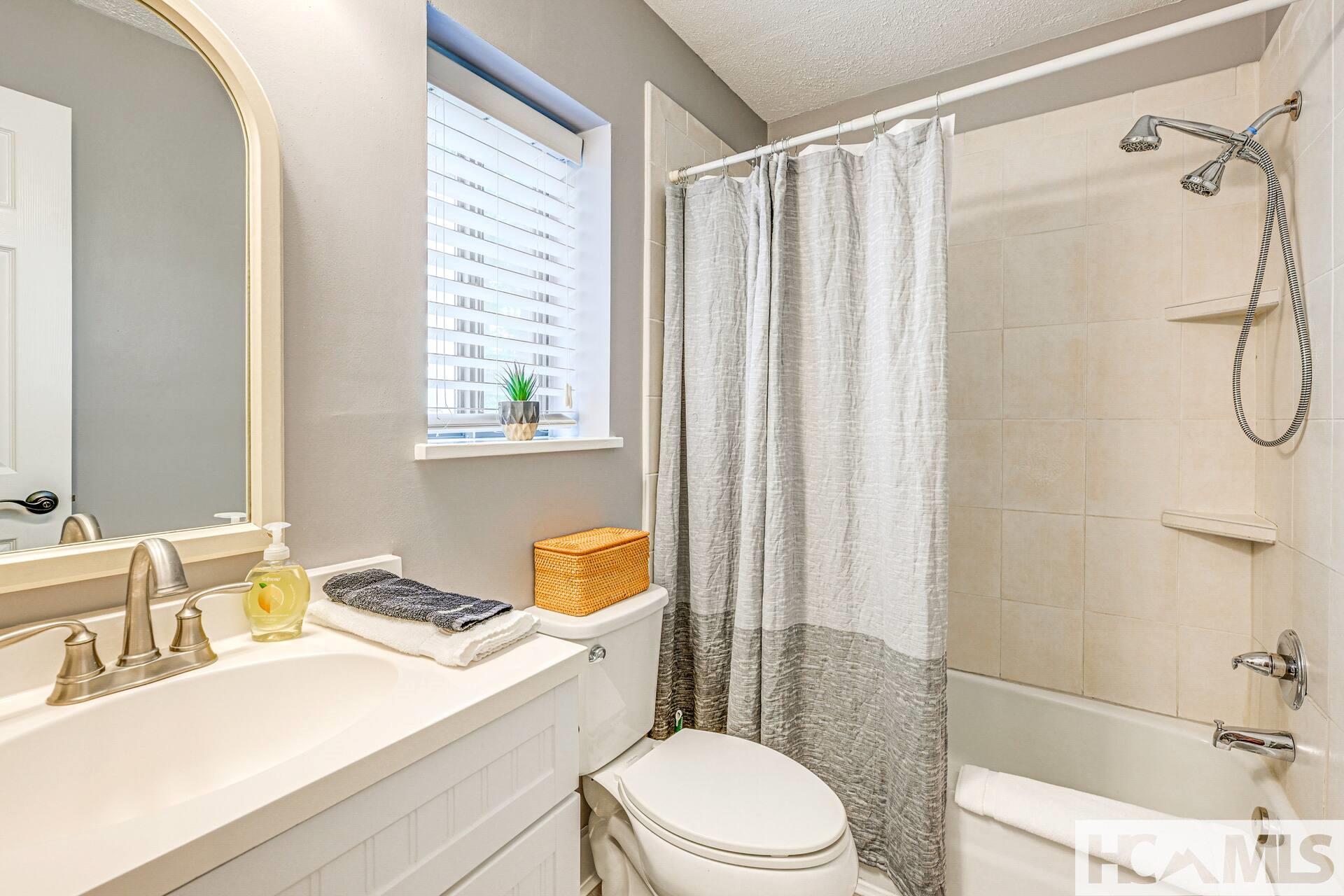 407-1B Overlook Road, Unit 2C Sapphire, NC 28774 - Photo 10 of 18 Gallery Image 10