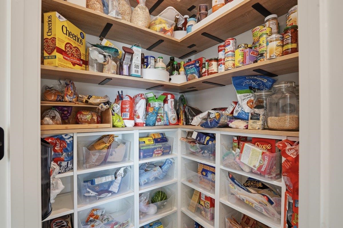 1543 North Thompson Road Sun Prairie, WI 53590 - Photo 21 of 58