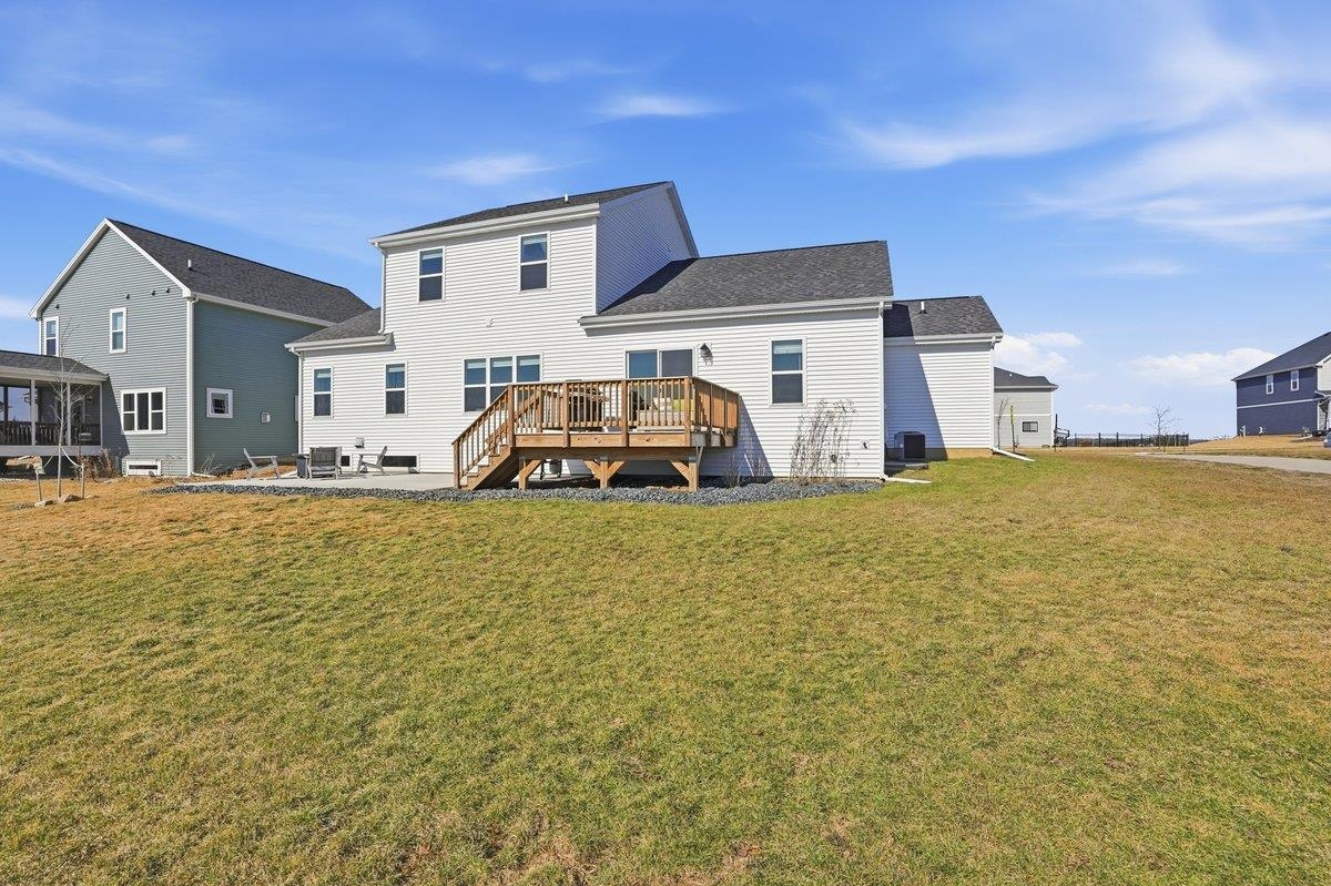 1543 North Thompson Road Sun Prairie, WI 53590 - Photo 44 of 58