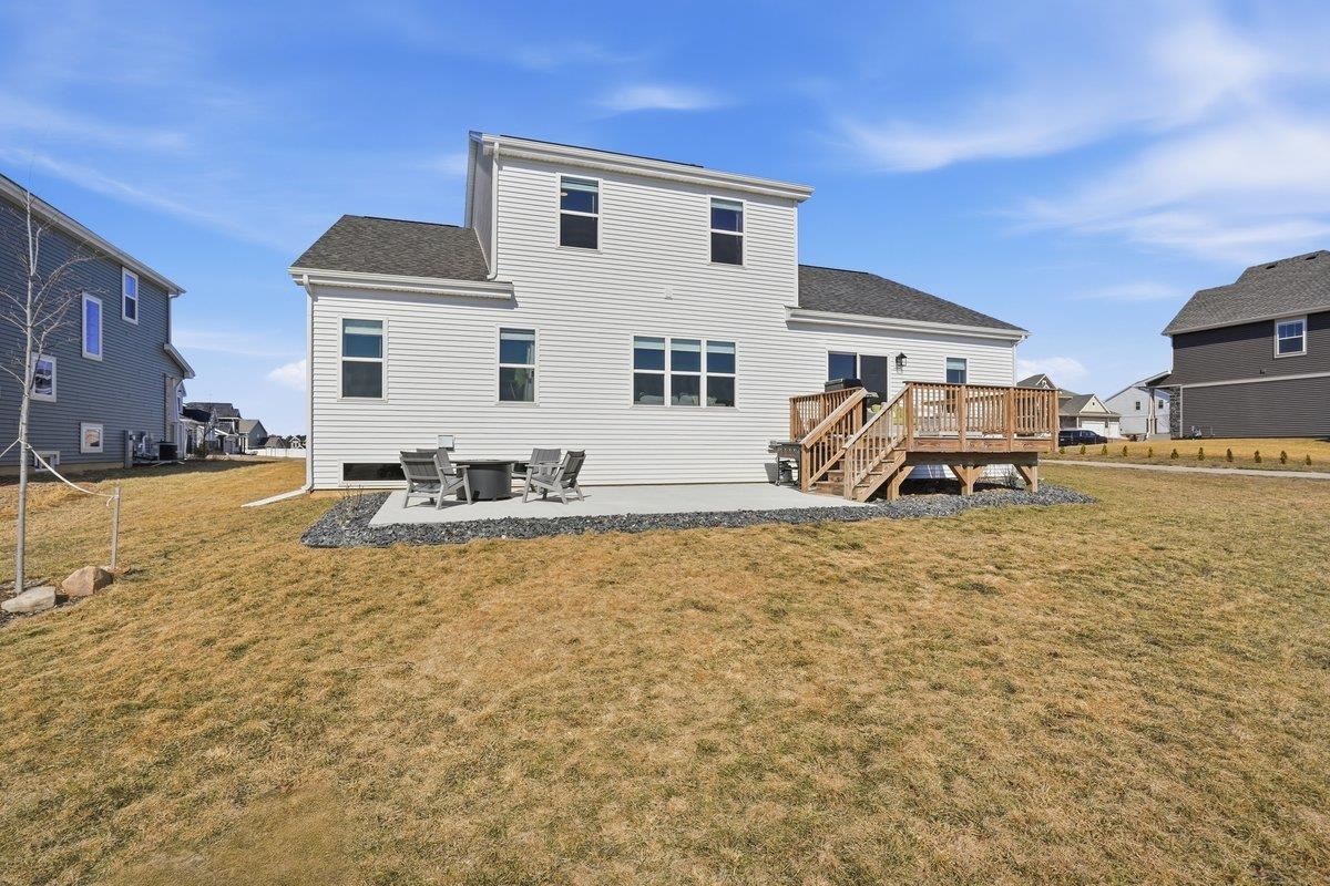 1543 North Thompson Road Sun Prairie, WI 53590 - Photo 45 of 58