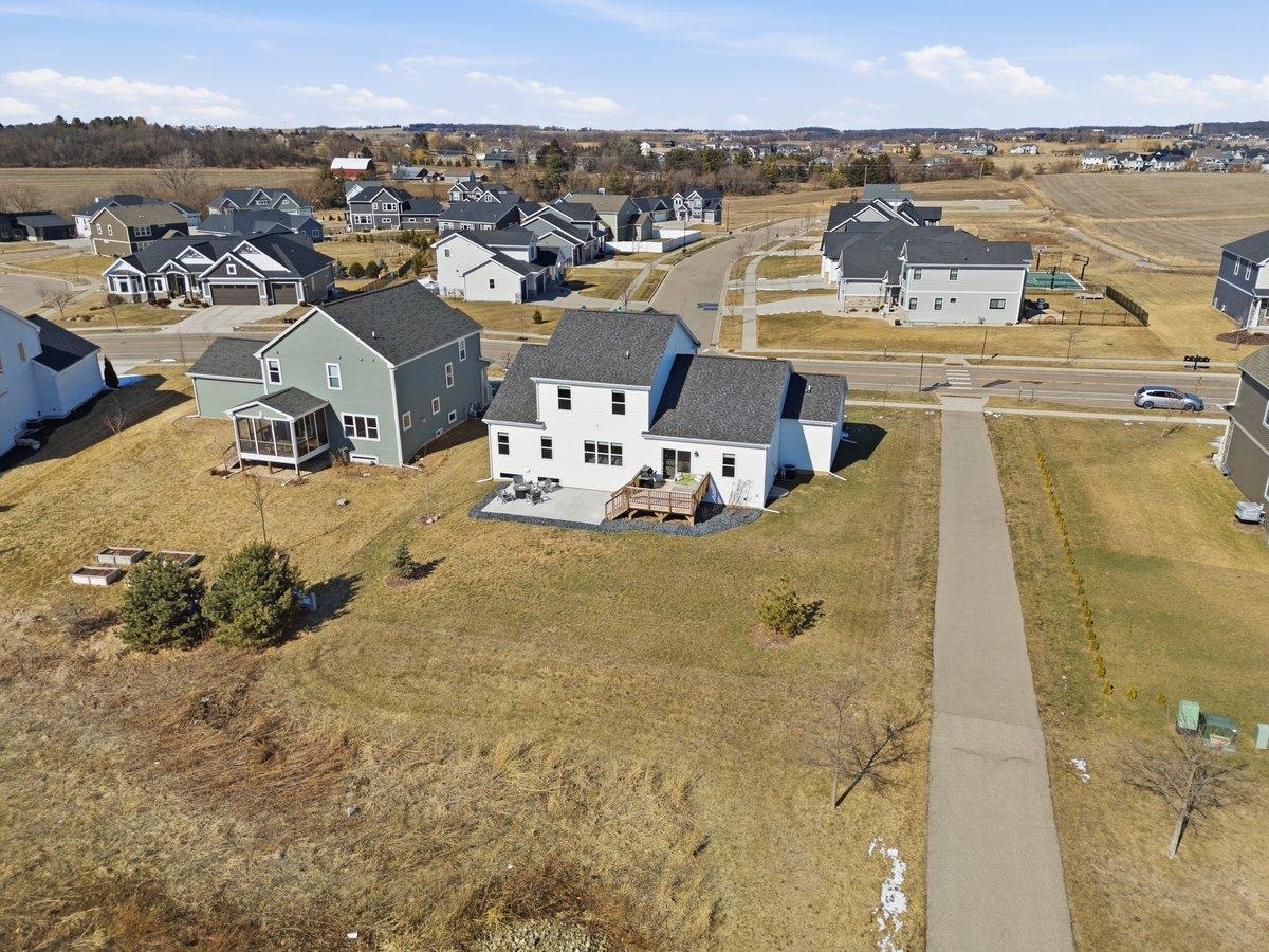 1543 North Thompson Road Sun Prairie, WI 53590 - Photo 56 of 58