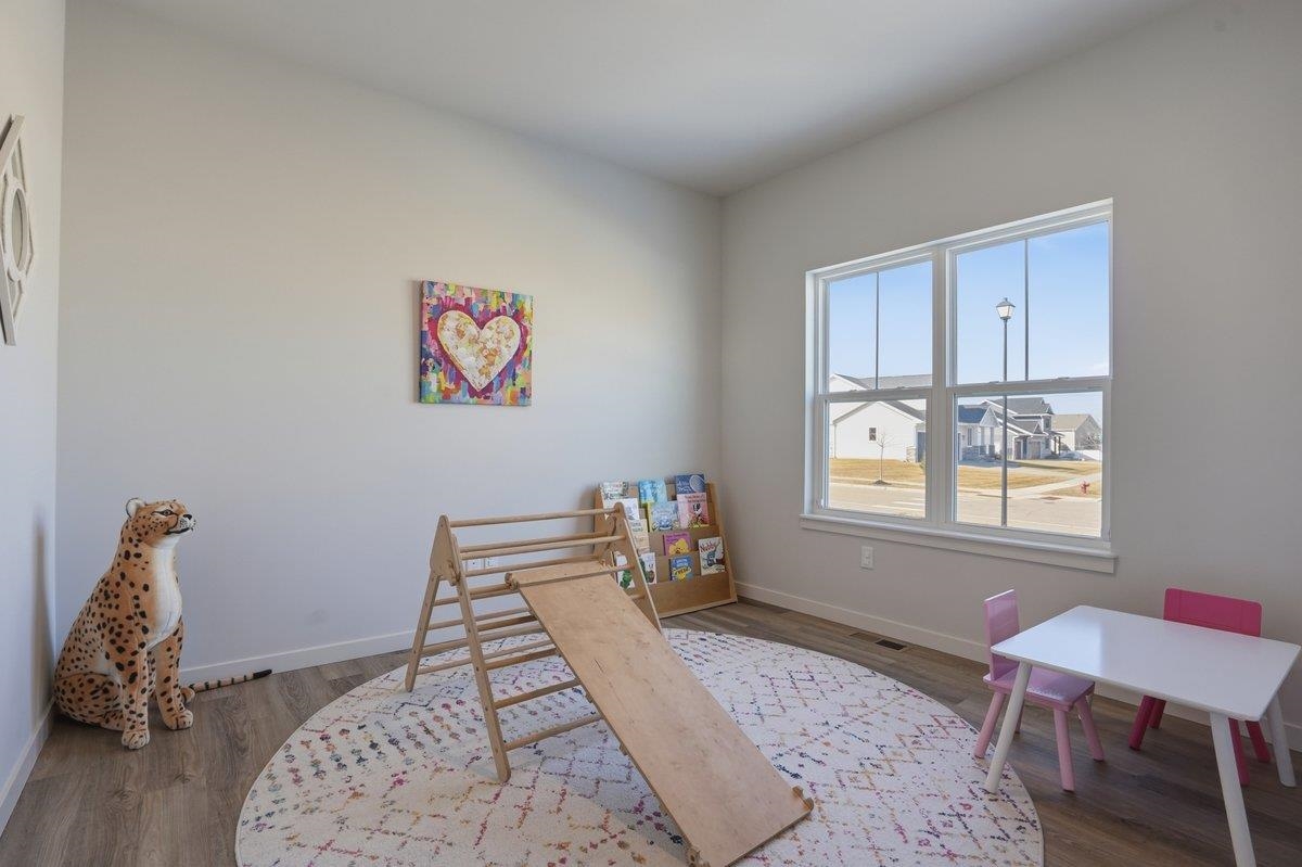 1543 North Thompson Road Sun Prairie, WI 53590 - Photo 7 of 58