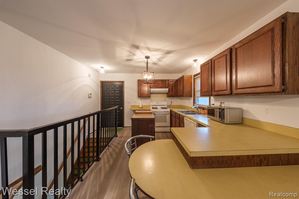29720 Armada Ridge Road Richmond, MI 48062 - Photo 6 of 42