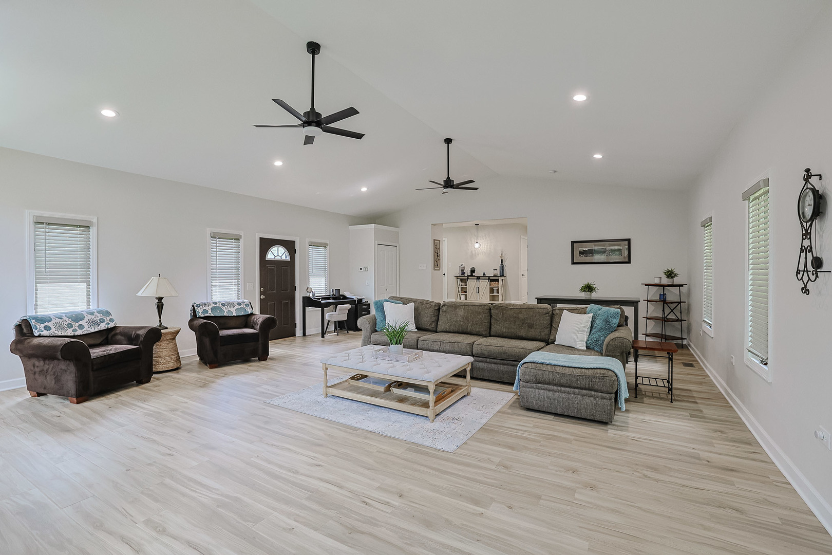 824 Ogden Road New Lenox, IL 60451 - Photo 10 of 30 Gallery Image 10