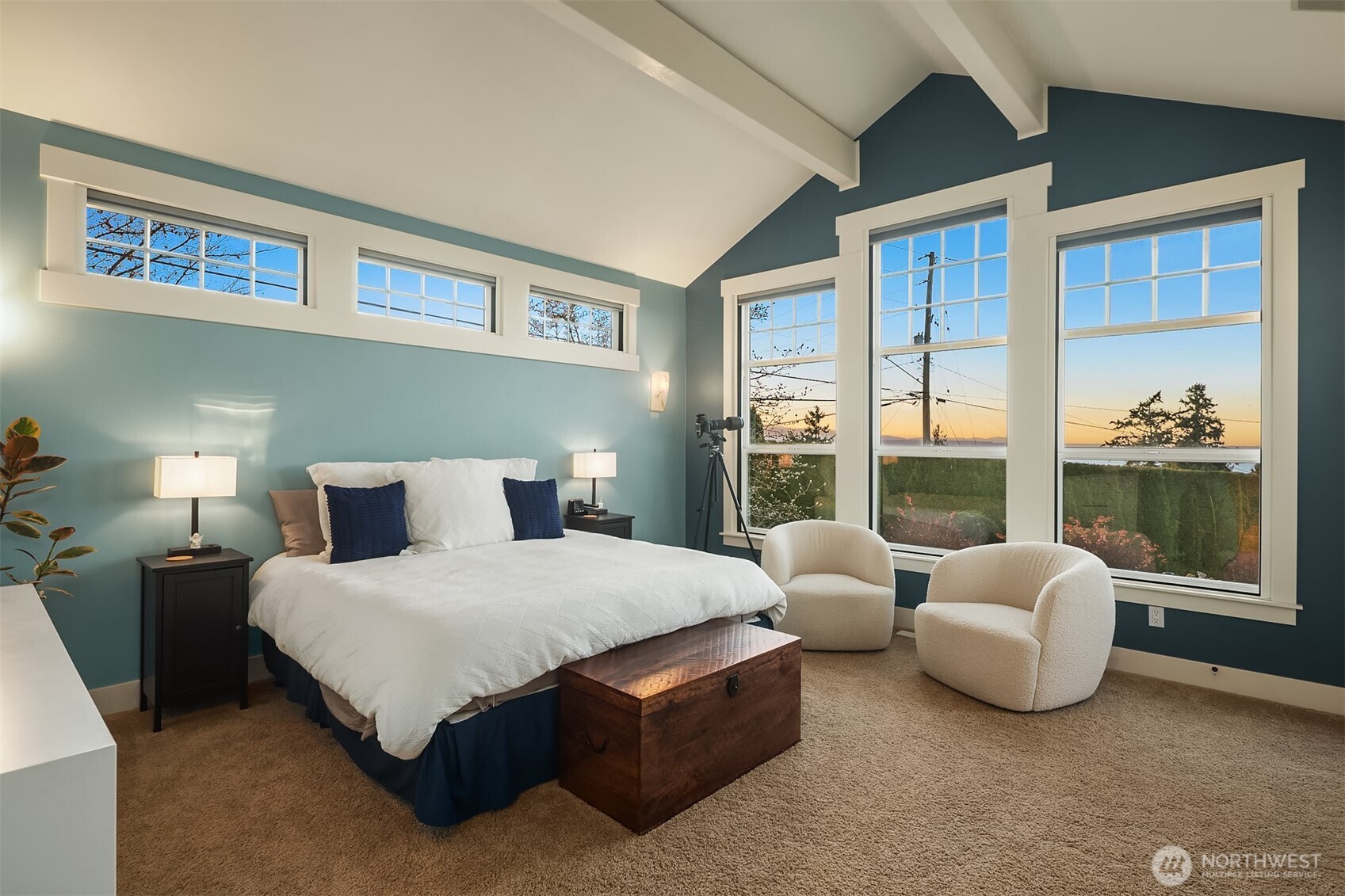 17003 Talbot Road Edmonds, WA 98026 - Photo 19 of 38