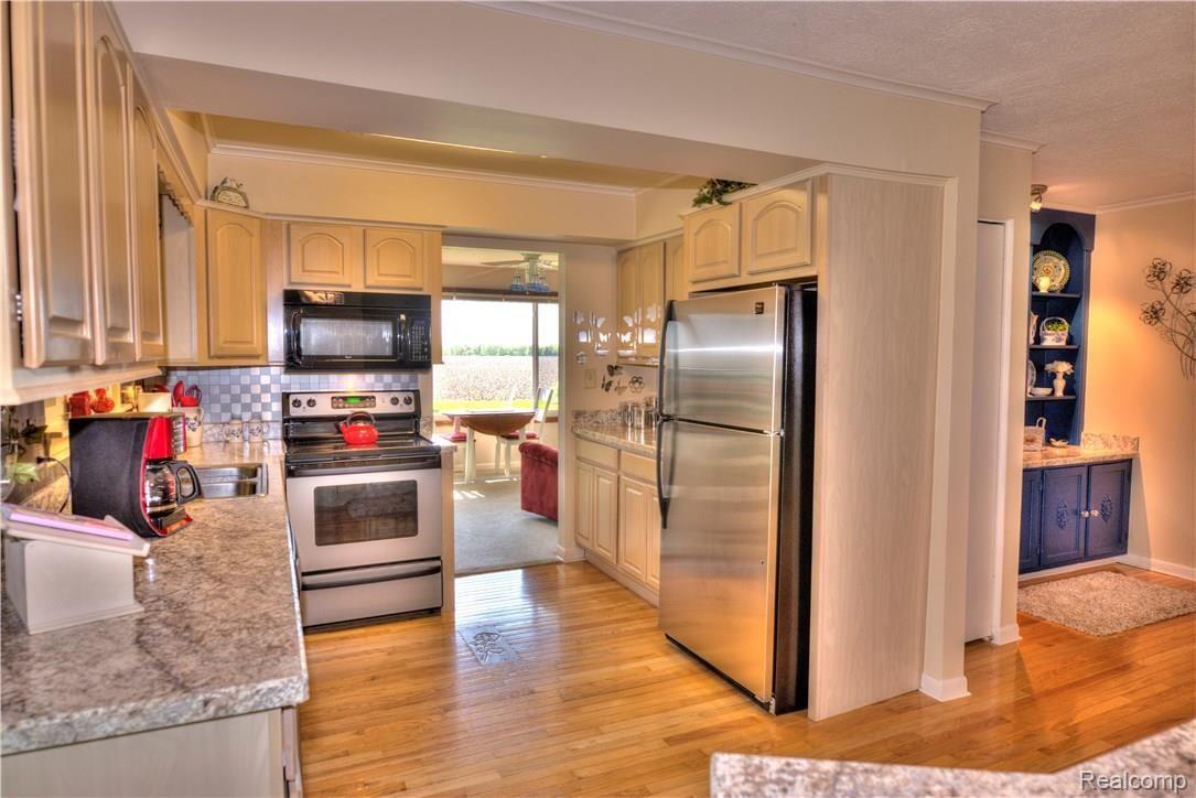 1289 North Seymour Road Flushing, MI 48433 - Photo 4 of 24 HDR Kitchen Interior3 Details Enhancer.jpg
