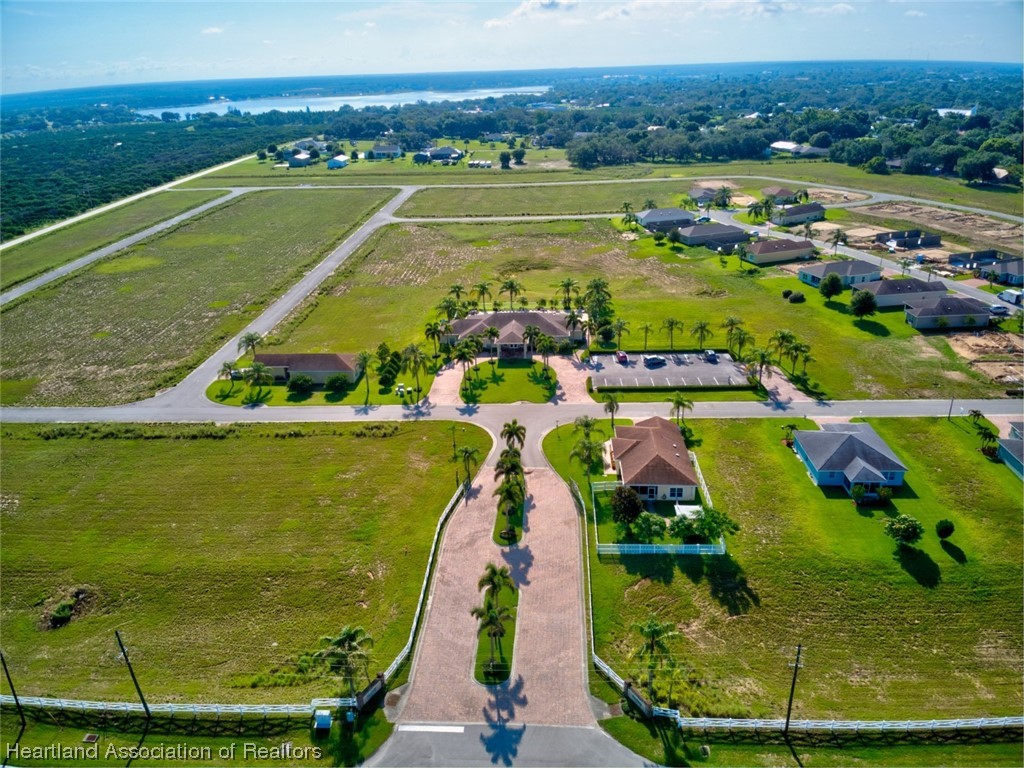 1205 Stone Ridge Circle Sebring, FL 33870 - Photo 13 of 33 Gallery Image 13