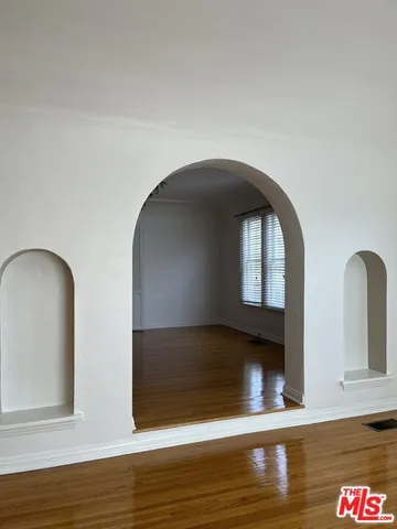 $3,200 | 4238 Sutro Avenue, Los Angeles, CA 90008