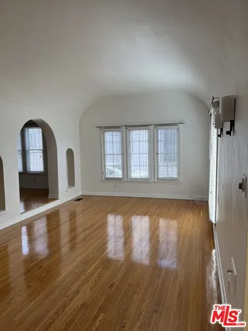 $3,200 | 4238 Sutro Avenue, Los Angeles, CA 90008