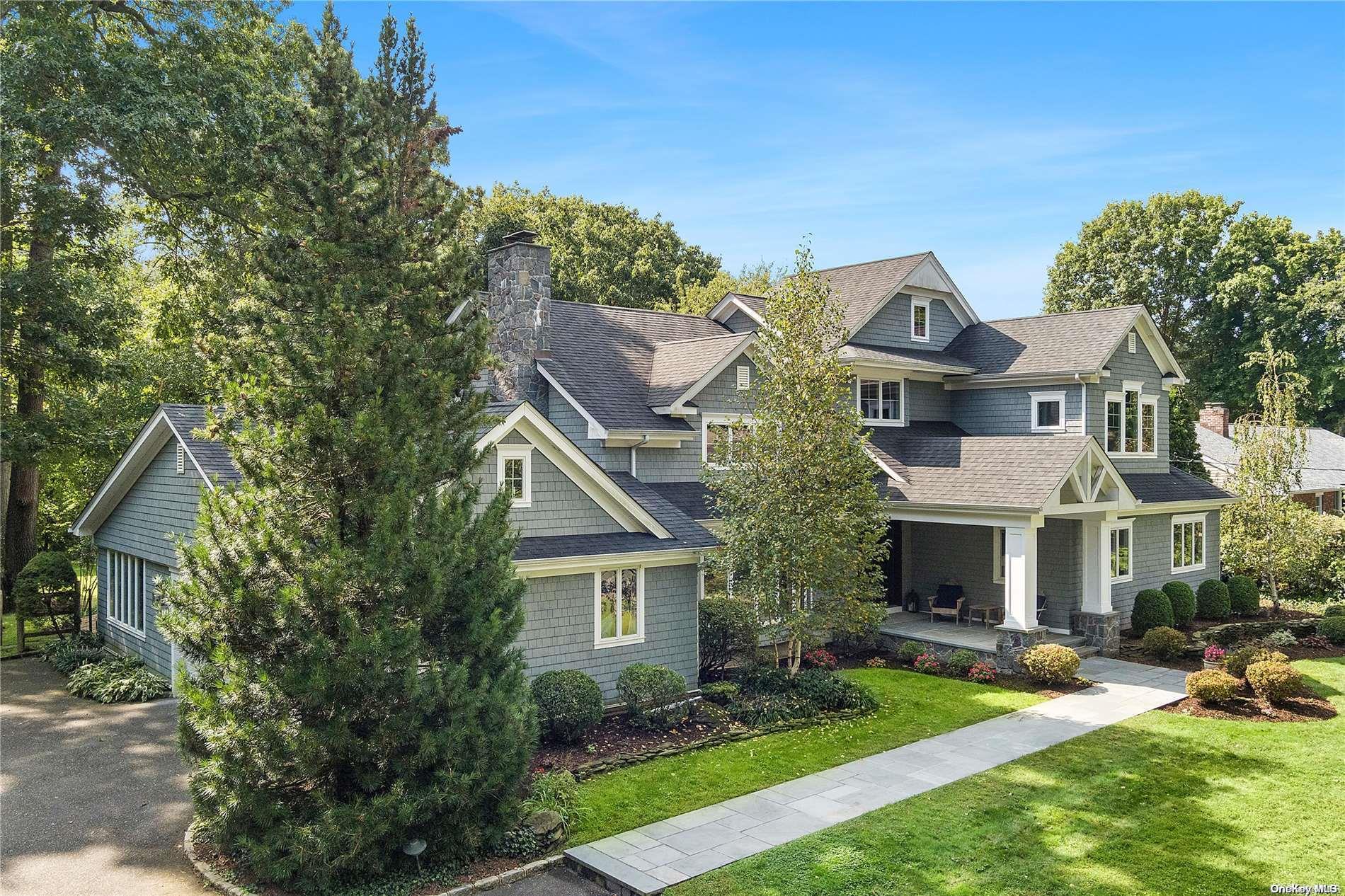 6 Ridgeview Lane Huntington, NY 11743 - Photo 1 of 1 Gallery Image 1