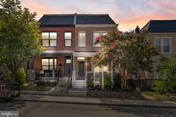 $799,000 | 762 Gresham Place Northwest, Washington, DC 20001