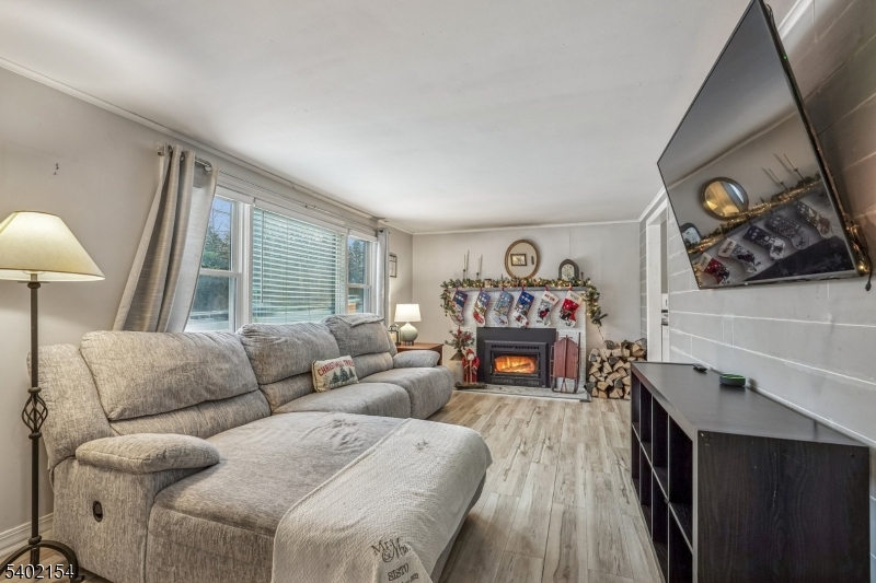 90 Newton Sparta Road Newton, NJ 07860 - Photo 5 of 43