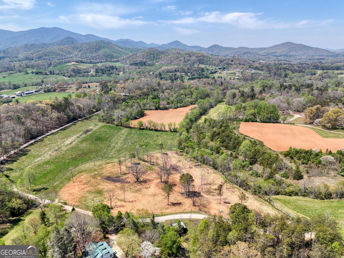 Ii Ii Shuler Road Blairsville, GA 30512 - Photo 14 of 19 an aerial view of green landscape with trees and houses