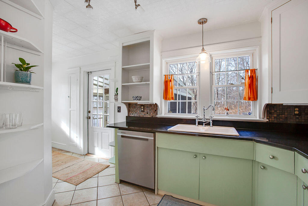 533 Mitchell Road Cape Elizabeth, ME 04107 - Photo 18 of 56 cottageco_kmyers_533mitchelrdcapeelizabe