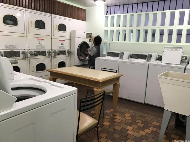 $1,645 | 1541 Dominis Street, Honolulu, HI 96822