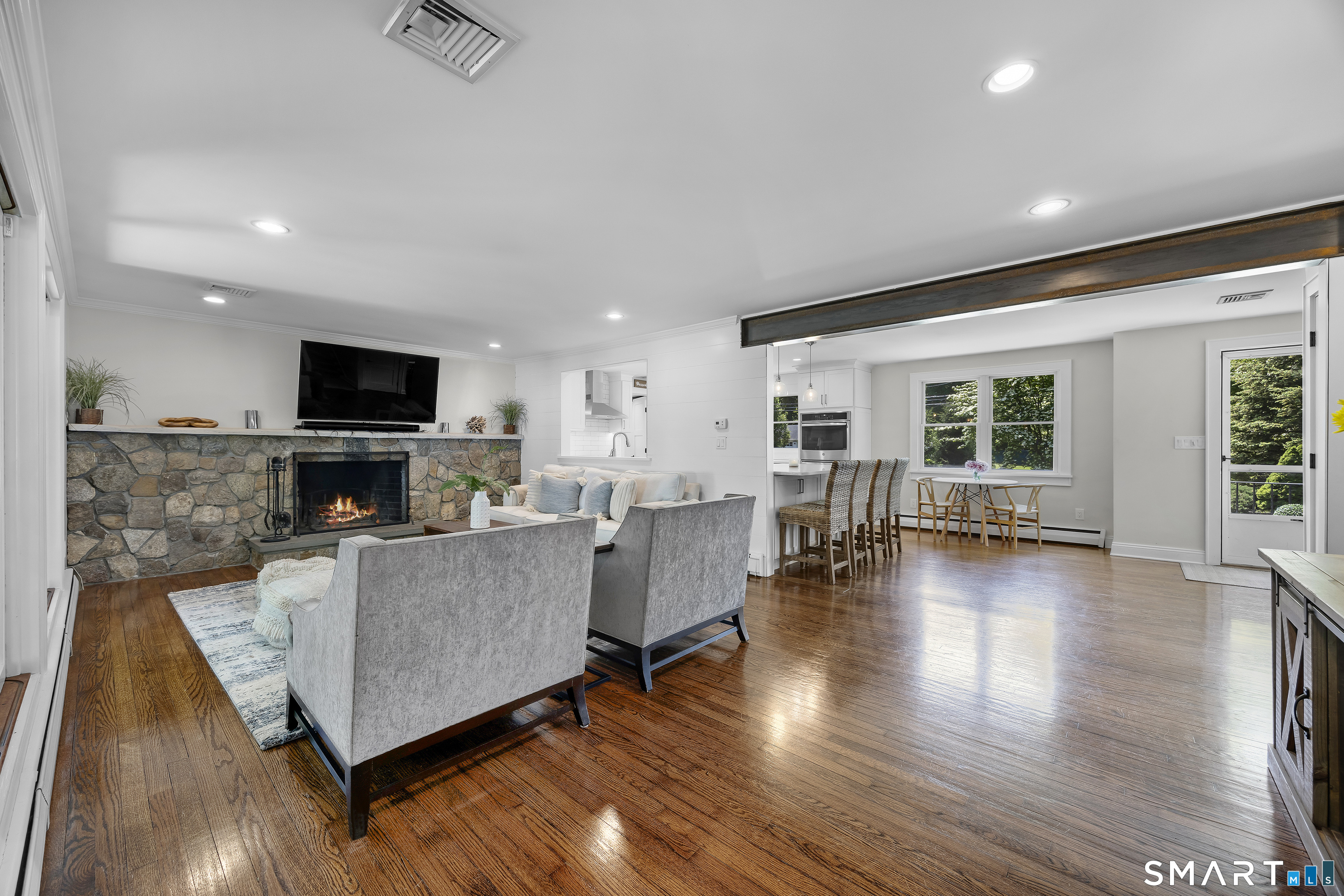 470 Rock Ridge Road Fairfield, CT 06824 - Photo 10 of 40