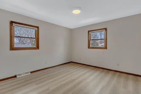 $299,900 | 1609 7 1/2 Street Southwest, Willmar, MN 56201