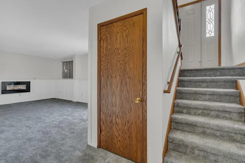 $299,900 | 1609 7 1/2 Street Southwest, Willmar, MN 56201