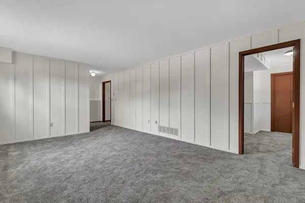 $299,900 | 1609 7 1/2 Street Southwest, Willmar, MN 56201