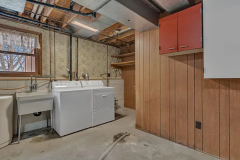 $299,900 | 1609 7 1/2 Street Southwest, Willmar, MN 56201