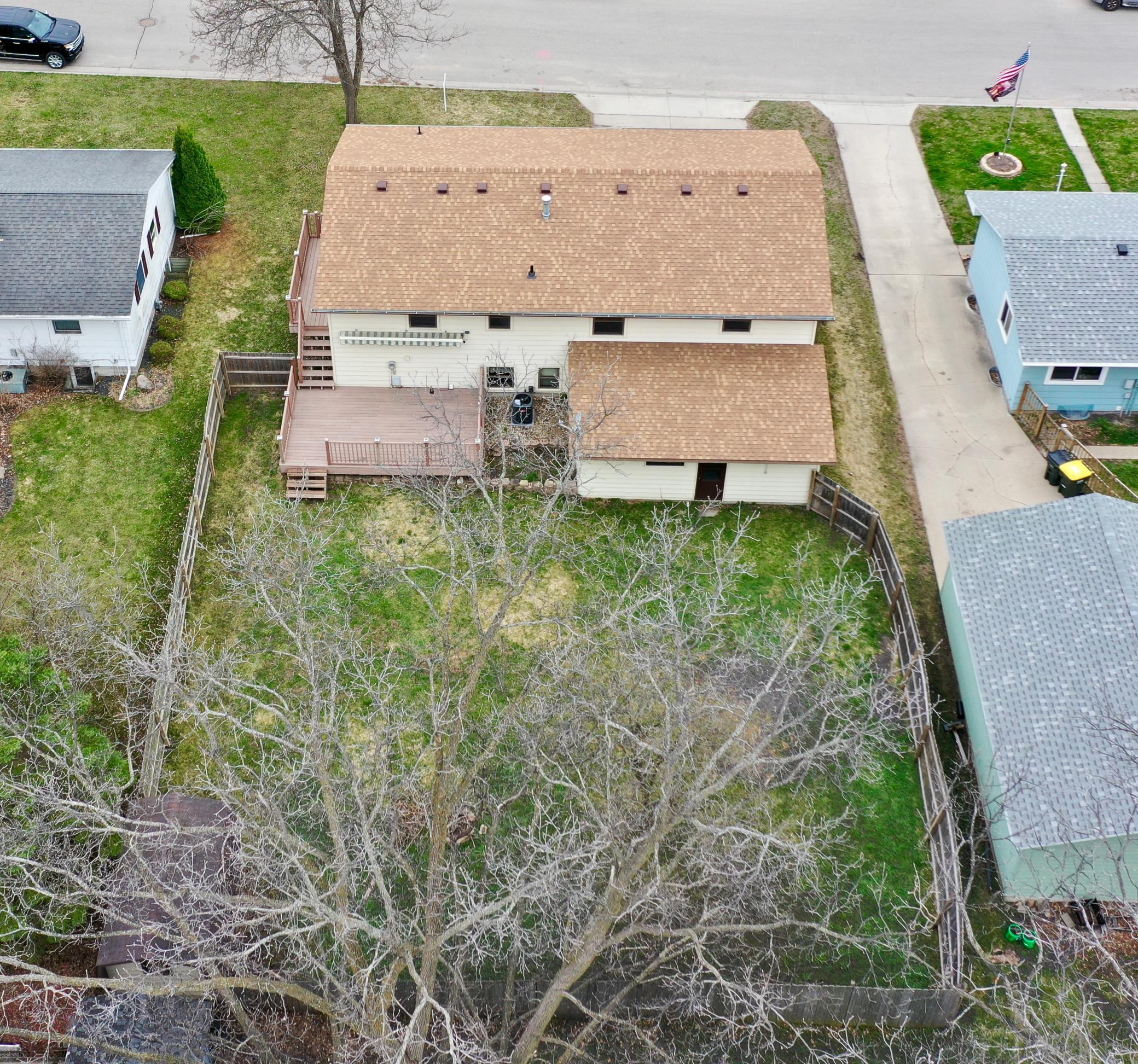 1609 7 1/2 Street Southwest Willmar, MN 56201 - Photo 5 of 35