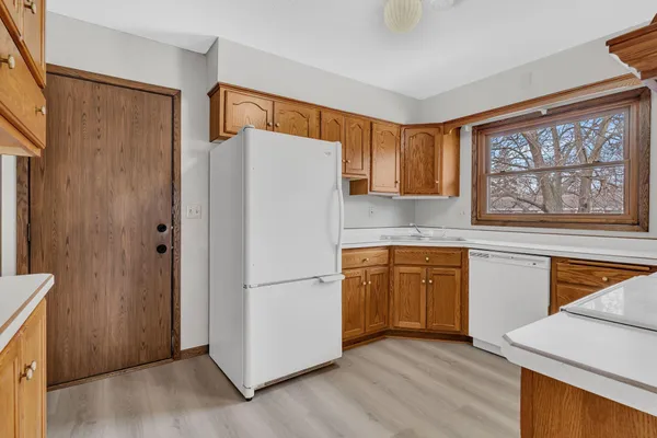 $299,900 | 1609 7 1/2 Street Southwest, Willmar, MN 56201