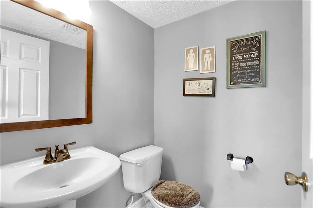 1213 Silver Ridge Lane Brownsburg, IN 46112 - Photo 17 of 36 Gallery Image 17