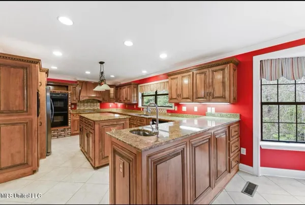 $675,000 | 3712 Townsend Road, Gautier, MS 39553