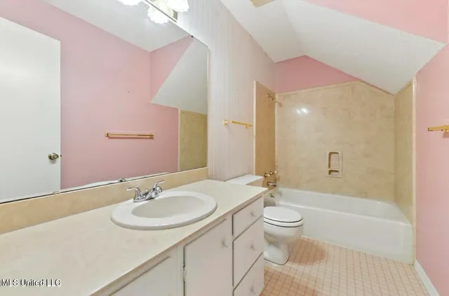 $699,000 | 3712 Townsend Road, Gautier, MS 39553