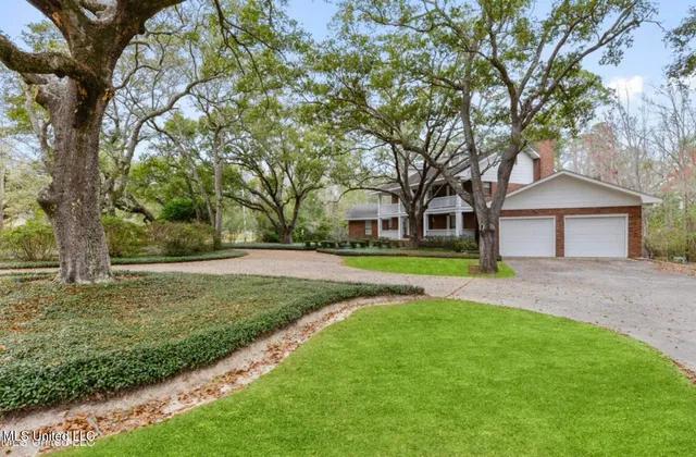 $699,000 | 3712 Townsend Road, Gautier, MS 39553