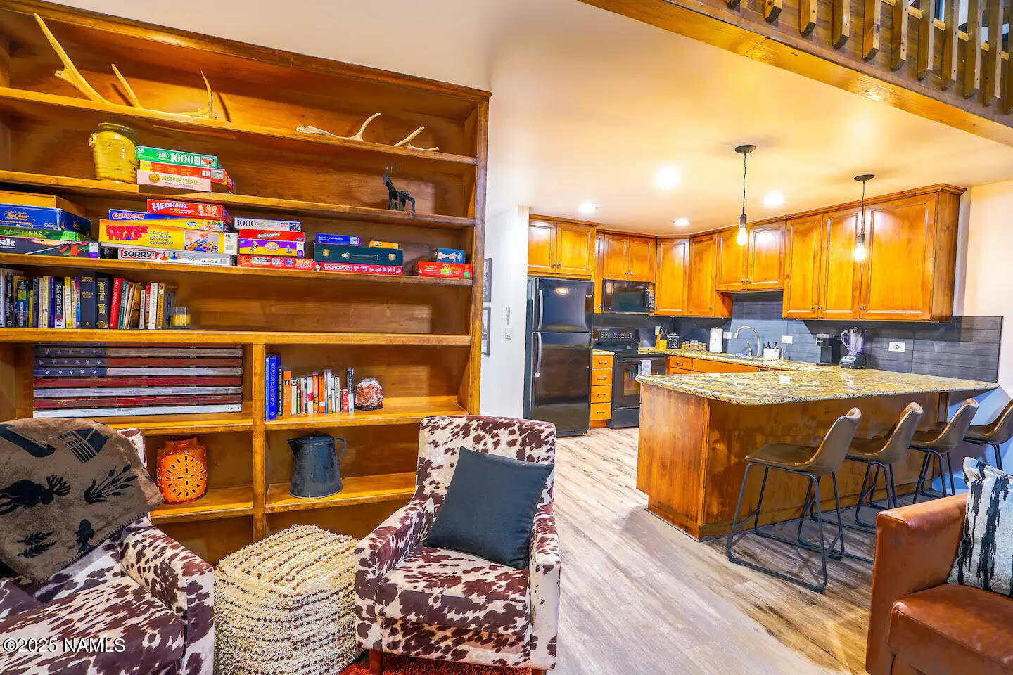 17810 Walapai Road, Unit 72 Munds Park, AZ 86017 - Photo 5 of 30 custom cabinetry