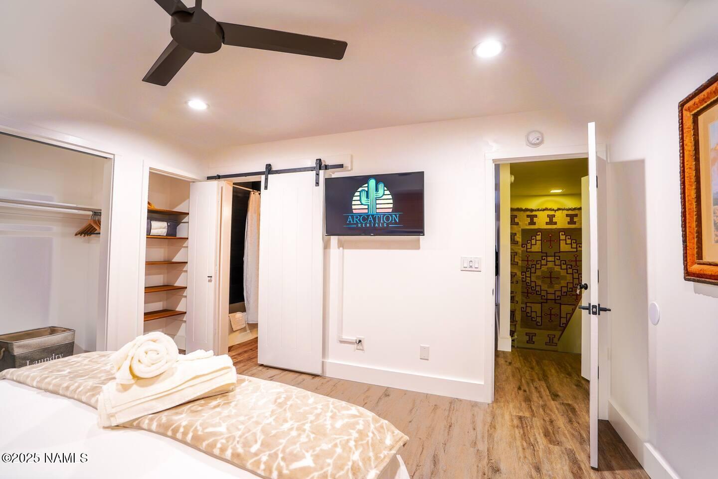 17810 Walapai Road, Unit 72 Munds Park, AZ 86017 - Photo 7 of 30 8b5185c6-e03a-48ef-bd21-86c71690162e