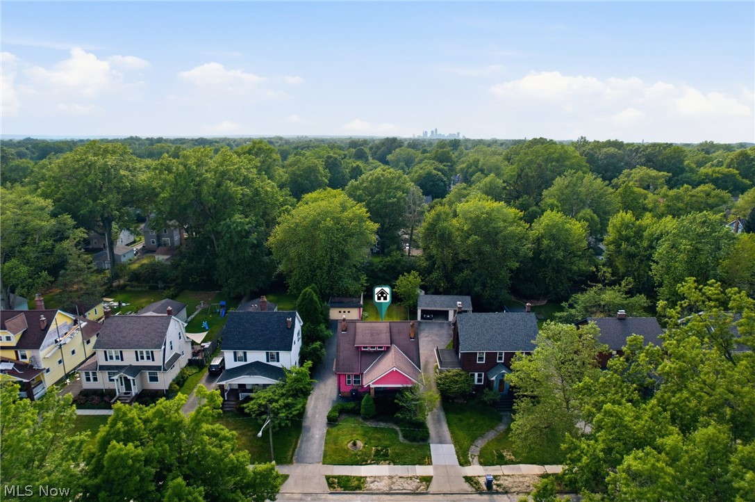 2612 Canterbury Road Cleveland Heights, OH 44118 - Photo 3 of 39 Gallery Image 3