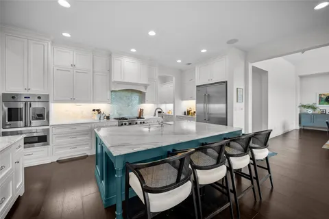 $2,450,000 | 2104 Cades Spirit Bend, Austin, TX 78738