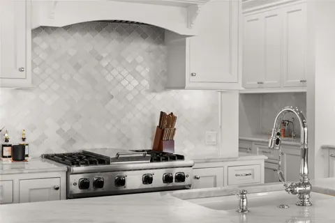 $2,450,000 | 2104 Cades Spirit Bend, Austin, TX 78738