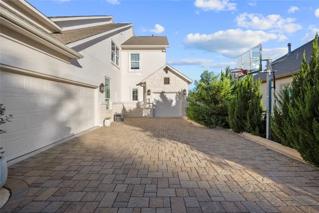 $2,450,000 | 2104 Cades Spirit Bend, Austin, TX 78738