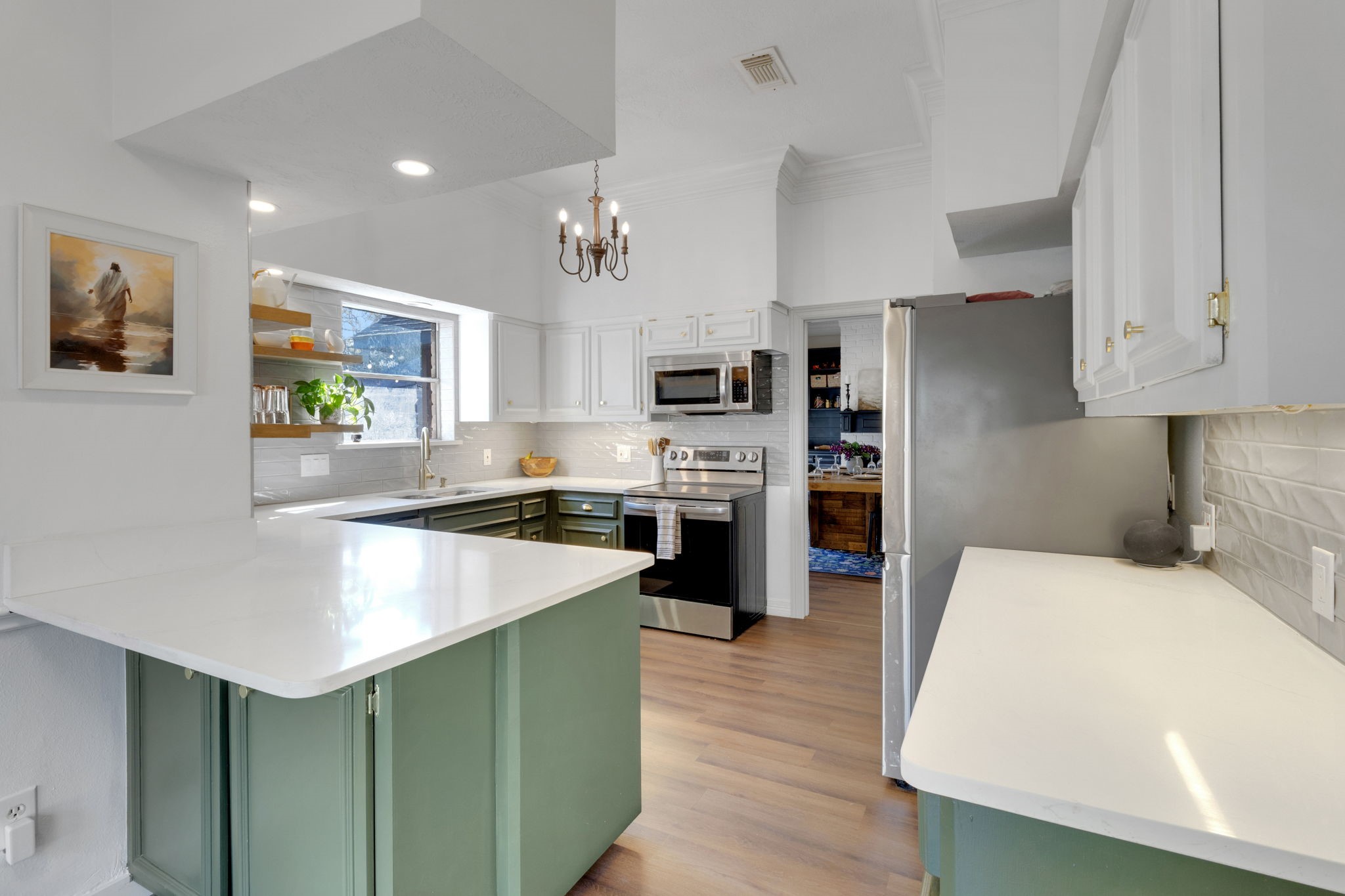 3627 Rolling Forest Drive Spring, TX 77388 - Photo 11 of 47 Recessed and undercabinet lighting create a light and airy space.