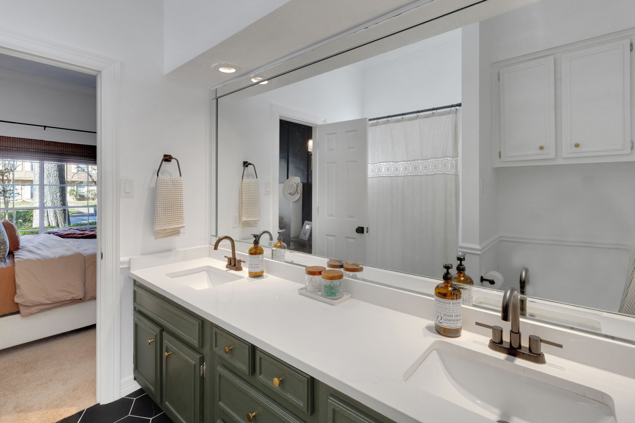 3627 Rolling Forest Drive Spring, TX 77388 - Photo 4 of 47 So much character and charm showcased with updates including flooring, fixtures, and soothing color palette throughout.