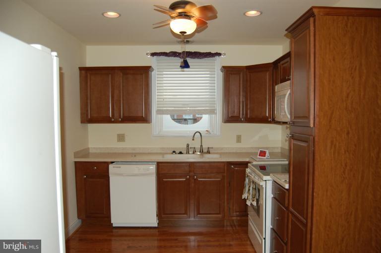 4103 Granite Road Baltimore, MD 21206 - Photo 4 of 9 Kitchen